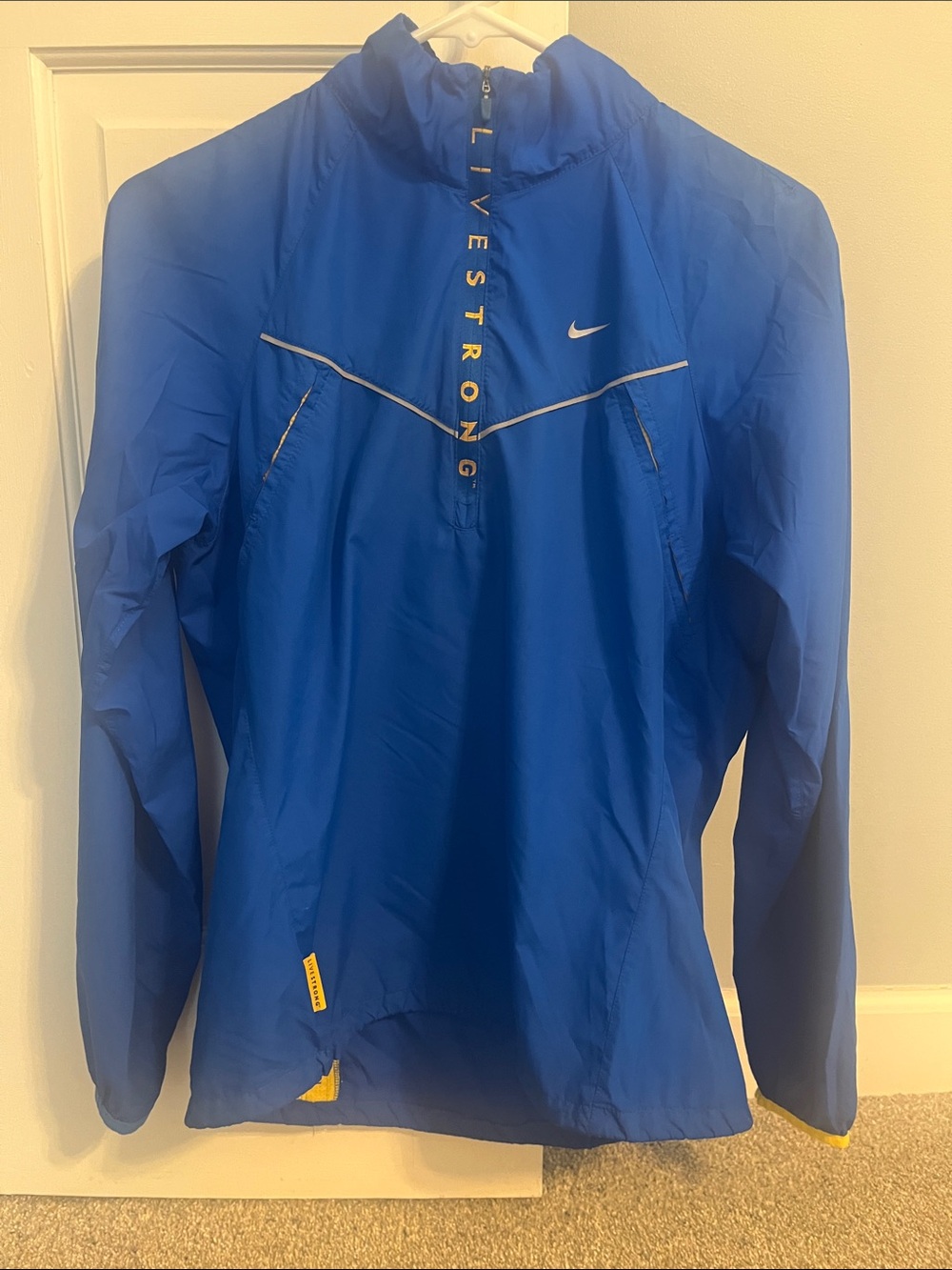 Nike Blue Livestrong Pullover Windbreaker